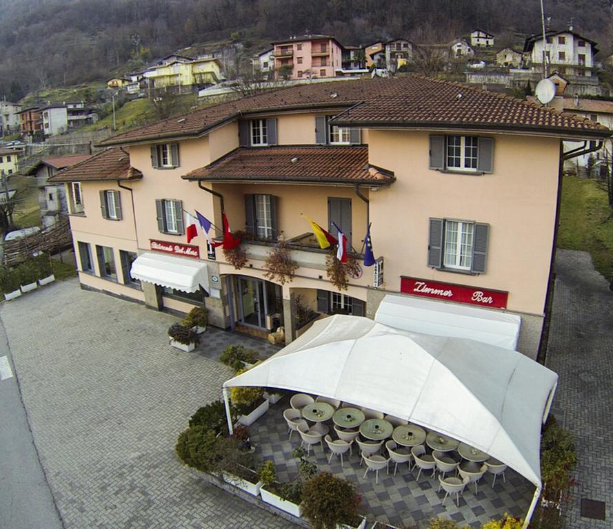 Hotel Del Mera Sorico Exteriör bild